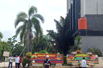 Wapres Ma'ruf Amin shalat Jumat di Masjid Al Azhar UNP
