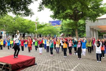 Bank Jateng ajak para pensiunan senam bersama