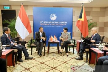 Menlu RI Retno Marsudi lakukan pertemuan bilateral di ajang BDF ke-12