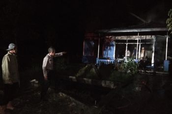 Rumah warga di Solok terbakar akibat kompor meledak