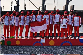 Dayung tradisional memborong tiga emas