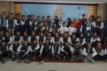 Anies siap kolaborasi dengan pikiran inovatif siswa SMP-SMA