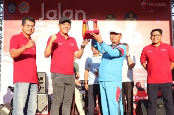 Telkomsel semarakkan HUT NTB ke-61 bersama ribuan warga Lombok