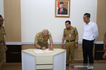 Pemkab OKU tuntaskan  masalah sanitasi air limbah dan sampah
