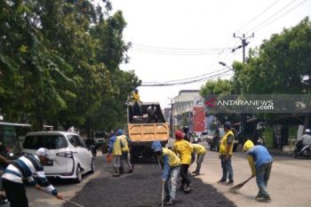 Dinas PUPR OKU targetkan pengerjaan proyek selesai  tepat waktu