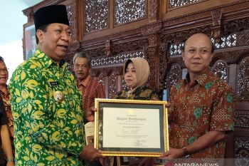 179 PNS pensiun terima piagam penghargaan Pemkot Magelang