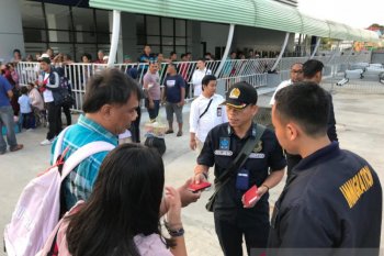 Tim gabungan mengamankan tiga warga Malaysia dari Sulsel