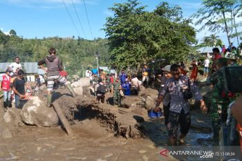 Kapolda-Danrem tinjau langsung bencana banjir bandang Sigi