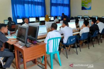 Calon Panwacam Solok Selatan Ikuti Ujian CAT