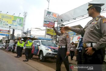 Beresiko tinggi Polda Jawa Barat larang warga berwisata menggunakan mobil bak terbuka