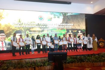 DPMD Sultra gelar evaluasi program pembangunan pembedayaan masyarakat desa