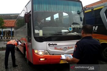 Dishub Jateng temukan bus tak perpanjang izin