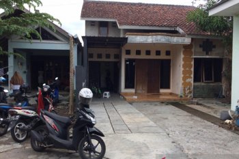 Densus 88 menangkap terduga teroris di Berbah Sleman