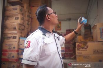 Tim gabungan di Kapuas temukan produk kedaluwarsa