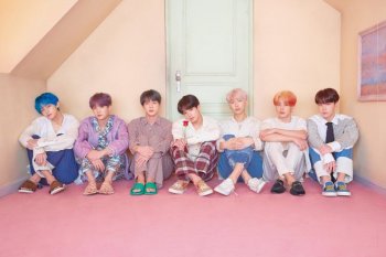 BTS cetak rekor penjualan album Arirang pada pekan pertama debut