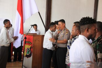 Polisi Jayapura tangguhkan penahanan 20 orang tersangka kasus makar