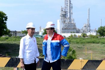 Jokowi targetkan kilang Petrokimia TPPI di Tuban selesai tiga tahun
