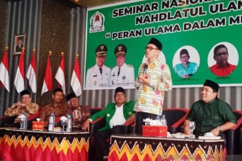 KH Robikin Emhas tegaskan Islam Nusantara bukan agama baru