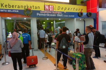 PT KAI: Keberangkatan kereta dari Stasiun Senen normal