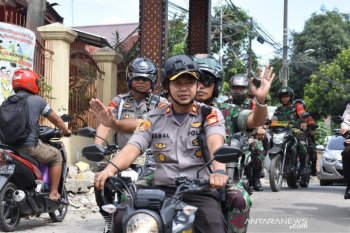 Polri dan TNI patroli bersama ciptakan situasi kondusif jelang Natal