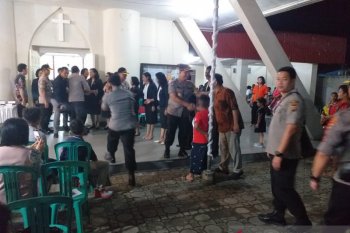 Perayaan Misa Natal di Pangkalpinang berjalan aman dan lancar