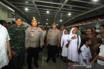 Kapolda Kalsel Tinjau Pengamanan Gereja