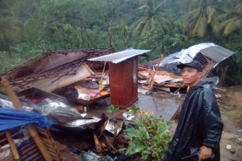 BPBD:  Warga Banyumas diimbau waspadai hujan disertai angin kencang