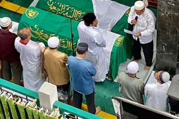 Gerhana cincin, warga Kalsel antusias shalat Kusufain
