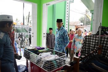 Baznas Sleman menginisiasi unit usaha produktif "Z Mart"