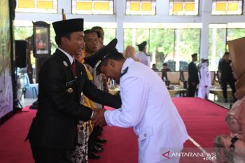 Pemkab Batang minta kades verifikasi ulang penerima bansos
