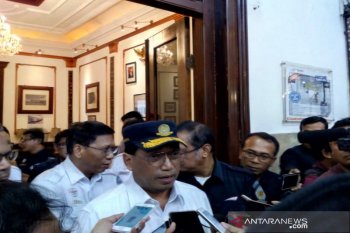 Menhub sebut jumlah penumpang kereta api naik empat persen