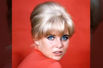 Pemain "Lolita" Sue Lyon meninggal dunia di Los Angeles