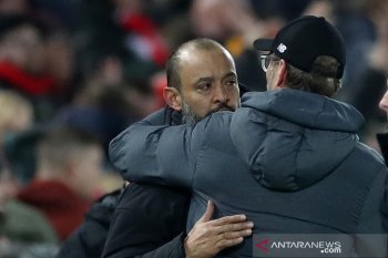 Dua capaian rekor kandang Liverpool saat  kalahkan Wolves di Anfield