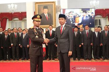 Kapolri instruksikan jajarannya jamin distribusi sembako