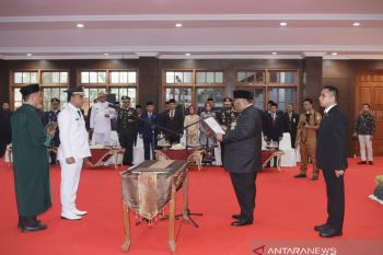 La Ode Arusani Resmi Dilantik Menjadi Bupati Buton Selatan