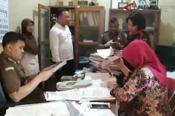 VIDEO: Kejari Kulon Progo geledah Desa Banguncipto