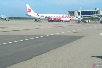 Tarif angkutan udara dan telur ayam jadi penyumbang inflasi di Padang