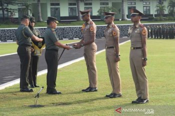 Taruna Akmil penolong korban di Raja Ampat terima penghargaan