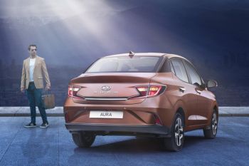 Sedan Aura jadi pesaing Honda Amaze
