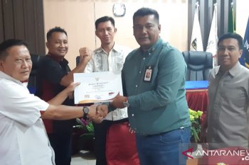 LKBN Antara Biro Sultra memperoleh penghargaan dari KPU RI