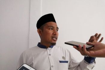 DPRD Palu tunda bahas lima raperda