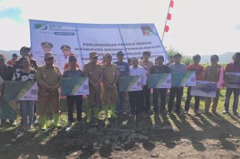 Pemerintah Kabupaten Minahasa dorong "ASN Care" pada pekerja rentan