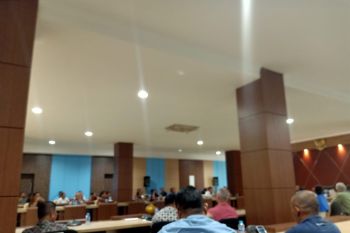 Pemkab Raja Ampat keluarkan kapal wisata tak taat aturan, rusak terumbu karang