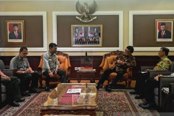 Bertemu Menpan RB ,  Mentan bahas penguatan penyuluh sampai kecamatan