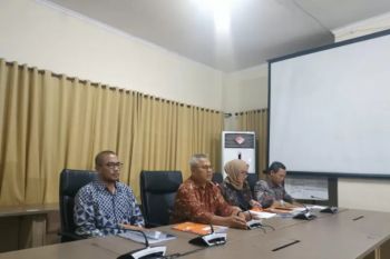 Dewa Kade Wiarsa gantikan  Wahyu di KPU