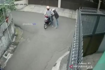 Polisi selidiki peristiwa pembacokan  pengendara motor di Bandung