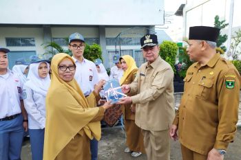 Wagub Sumbar: Ingin sukses dan maju hormati guru