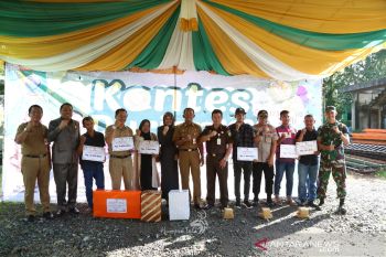 Bupati : Kontes durian semangat untuk melestarikan buah lokal