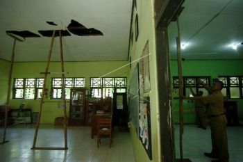 Ruang kelas rusak