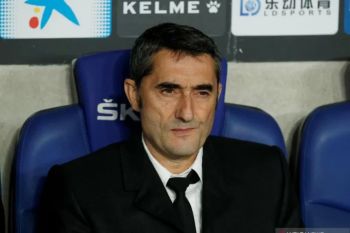 Barca tersingkir, Valverde dipecat